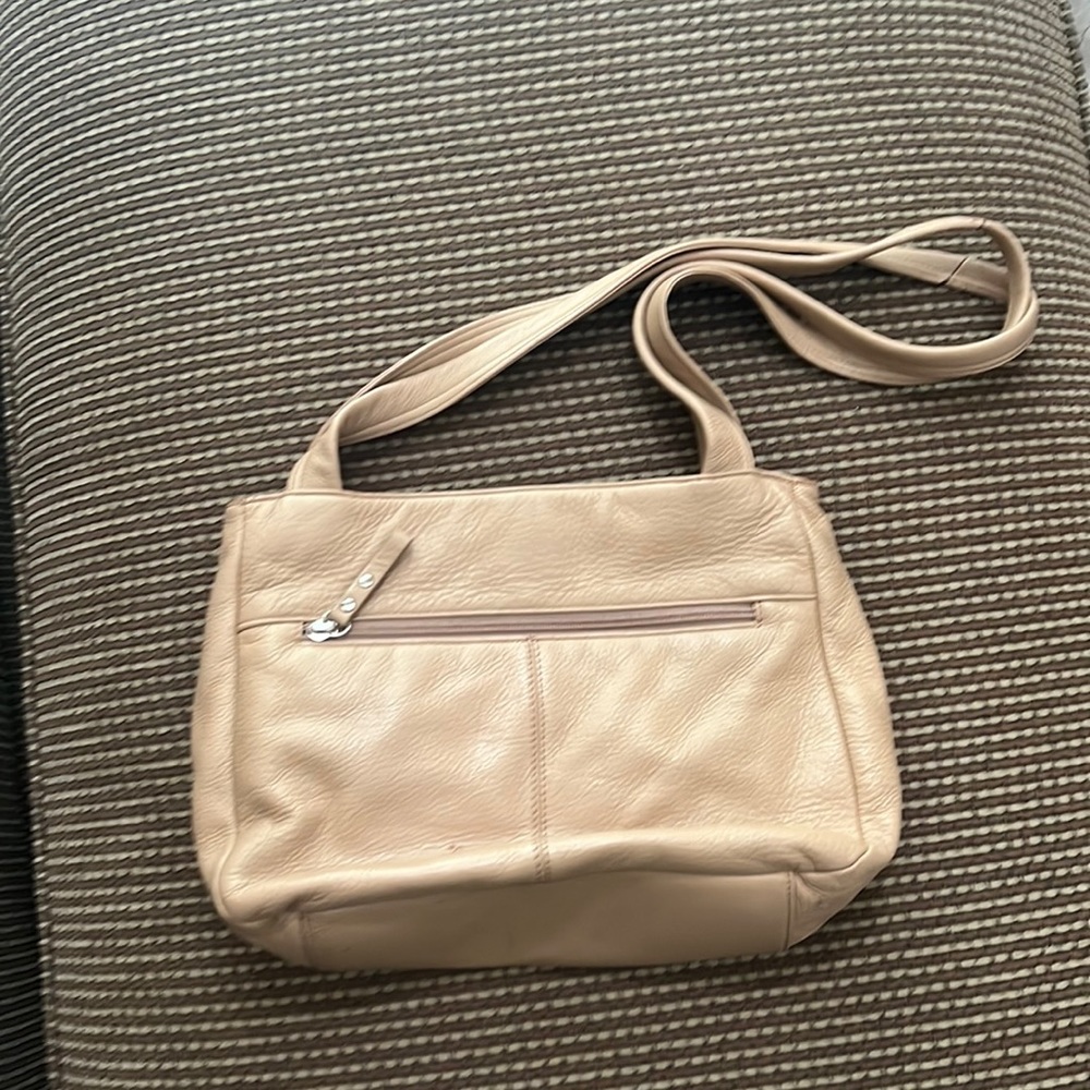 EUC STONE MOUNTAIN LEATHER CROSSBODY BAG PURSE LIGHT TAN